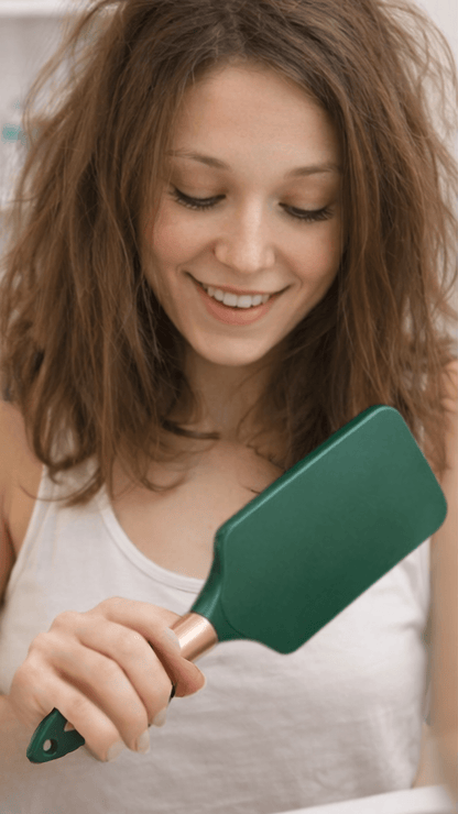 Elegant green hair brush for soft detangling